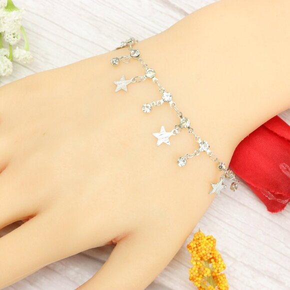 "Trendy Handmade Bracelet – A Thoughtful Gift for Girls & Women | UNVRC1311 - Picture 7 of 10